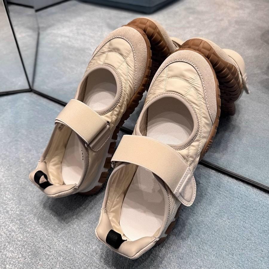 Супер любовь! Привыкла носить~ 3 см плоские повседневные туфли женские балетки туфли для моральной подготовки с мелким вырезом нишевые Мэри Джейн туфли