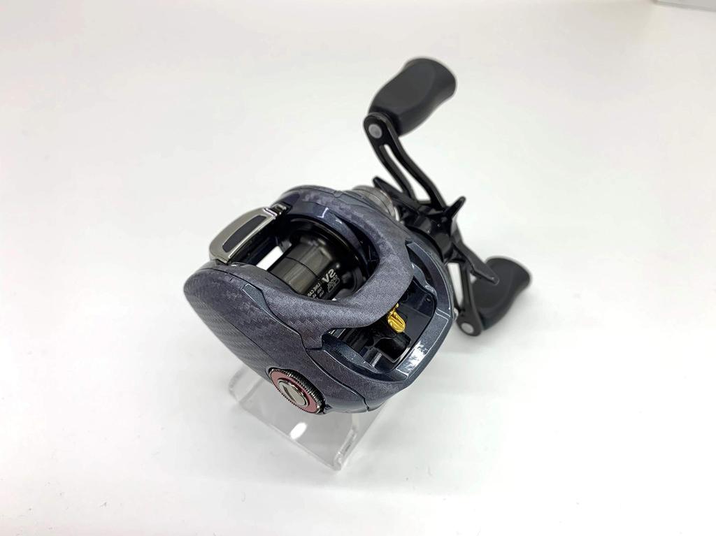 CUSTOM YOROI Custom Decal for 16 Zillion SVTW Baitcasting Scratch Protection SEAT.JP Reel, (Silver, Left-Handed)