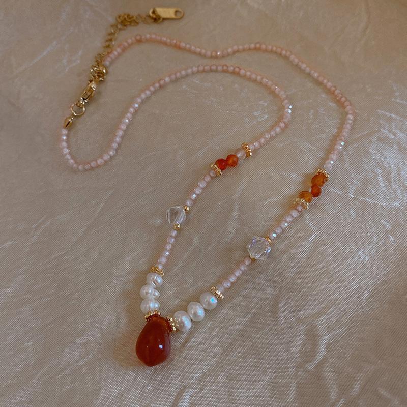 Glass Beaded Zircon Resin Pendant Pearl Necklace Retro Premium Temperament Clavicle Chain Fashion Light Luxury Necklace