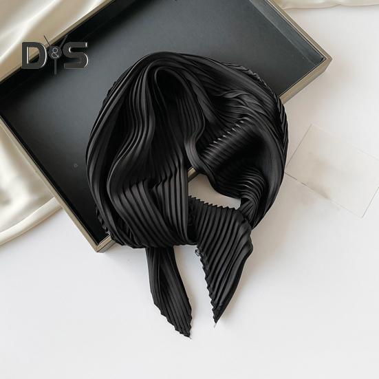 Women Pleated Scarf Solid Color Lightweight Breathable Scarf Soft Comfortable All-Season Shawl Scarf Everyday Wear