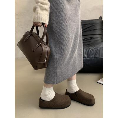 Увеличивающие рост тапочки-мешки на толстой подошве женские 2024 новые французские интернет-знаменитости пушистые тапочки-булочки женские носят обувь muller