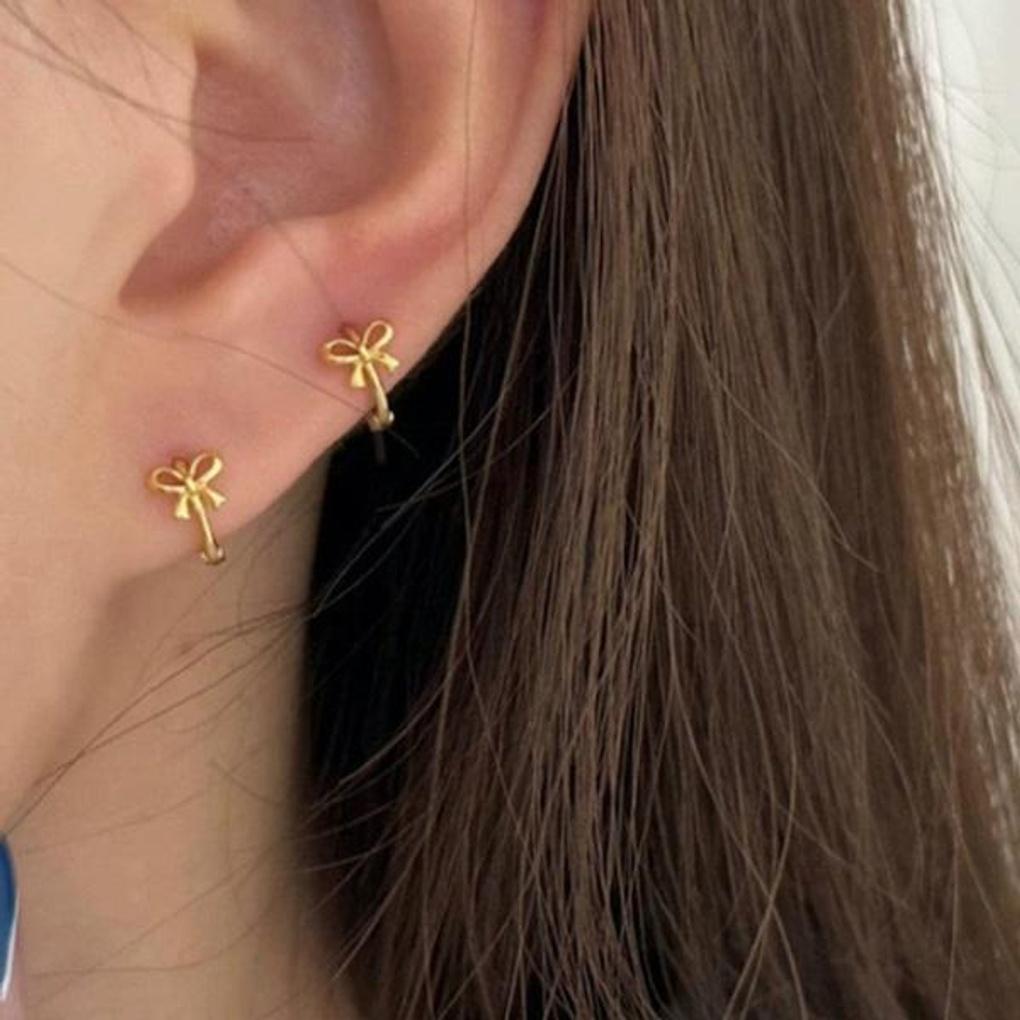 Women's Daily Mini Line Ribbon Hoop Earrings (2 colors)