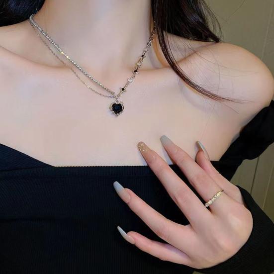 Ожерелье-чокер в стиле панк, кулон в форме сердца, блестящие стразы, звезда, асимметричная цепочка, ожерелье, ювелирное изделие, подарок