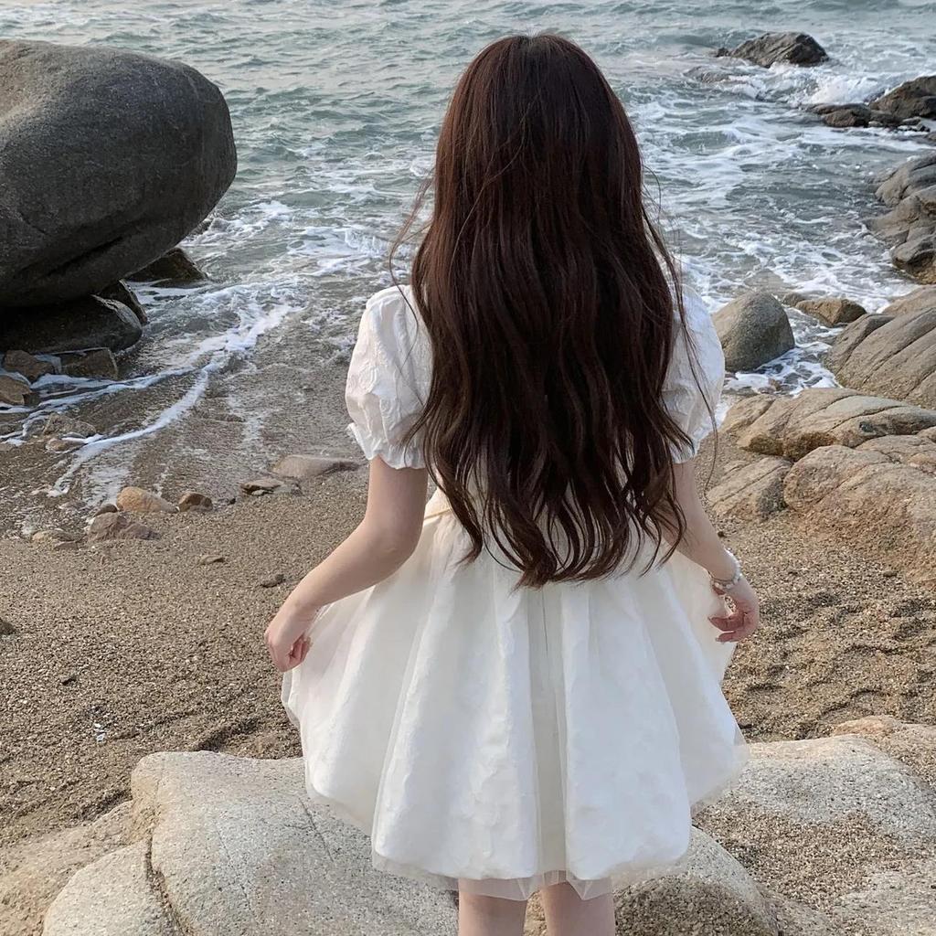 Элегантное платье с рукавами-фонариками в стиле французского лоскутного шитья: Юбка с цветочным принтом для милого и пикантного образа принцессы