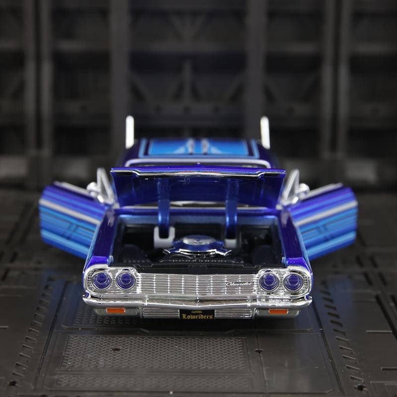 AABHC1 1:26 Симуляция Chevrolet Impala SS 1964 года, литая модель автомобиля, ornament с открывающимися дверями и капотом