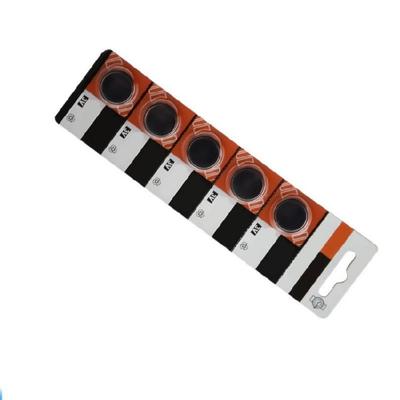 Упаковка из 5 литиевых кнопочных батареек CR2016/CR2025/CR2032 3 В, обеспечивающих надежное питание для различных устройств