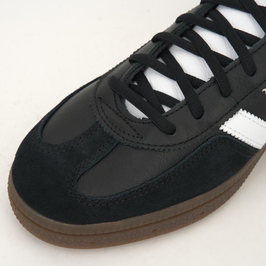adidas Кроссовки унисекс Handball Spezial Black White Gum Core-Black Cloud-White IE3402