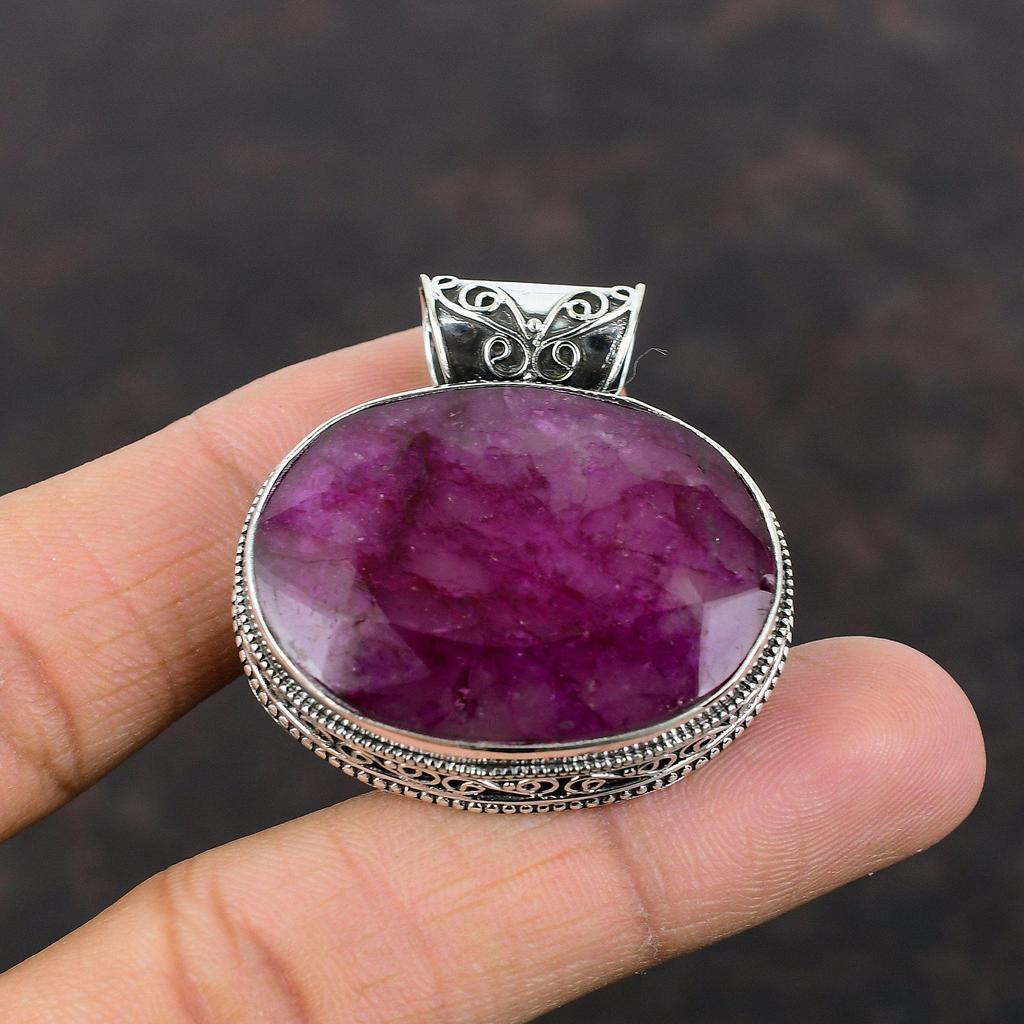 Граненый Кашмирский рубиновый кулон Подвеска из настоящего драгоценного камня Подвеска из стерлингового серебра 925 пробы Винтажная подвеска ручной работы Овальный рубиновый ювелирный подарок Подарок на годовщину