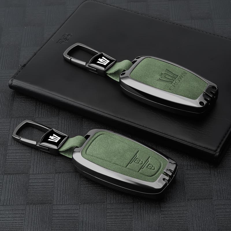 Premium Metal Key Cover for Toyota Crown - High-end Car Accessory Key Shell & Buckle