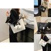 Trendy Medium-sized Pu Tote Bag For College Students With Comfortable Shoulder Strap