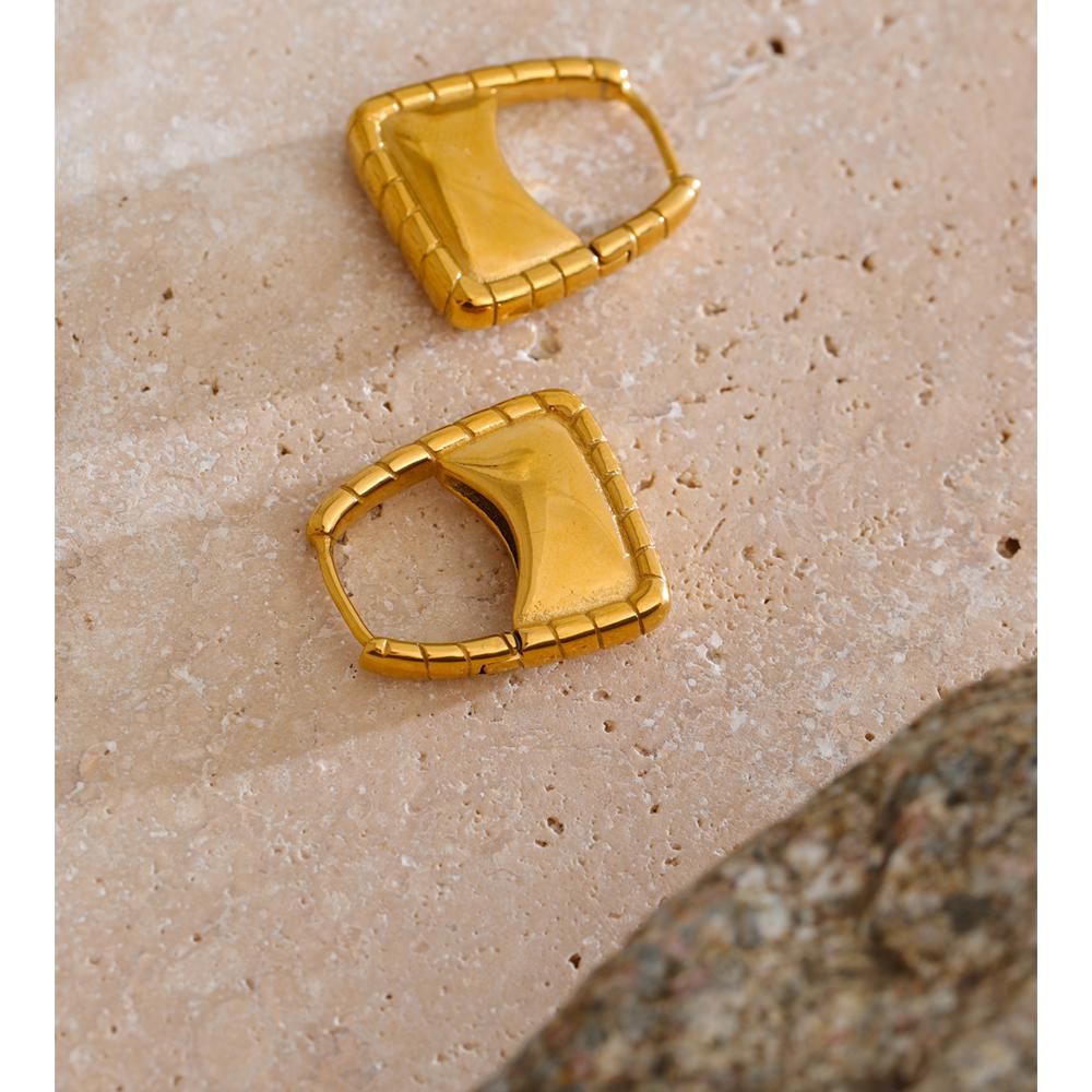 Eetit Серьги-кольца из литой нержавеющей стали с покрытием из 18-каратного золота. Стильная уникальная текстура. Повседневные украшения. PVD-покрытие, водостойкие.