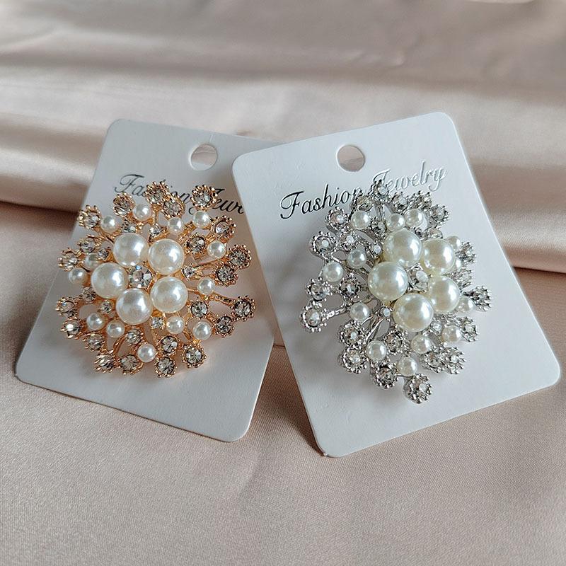 Large Rhinestone Simulated Pearl Snowflake Brooches Christmas Snow Brooch Crystal Pin Women Fashion Jewelry
