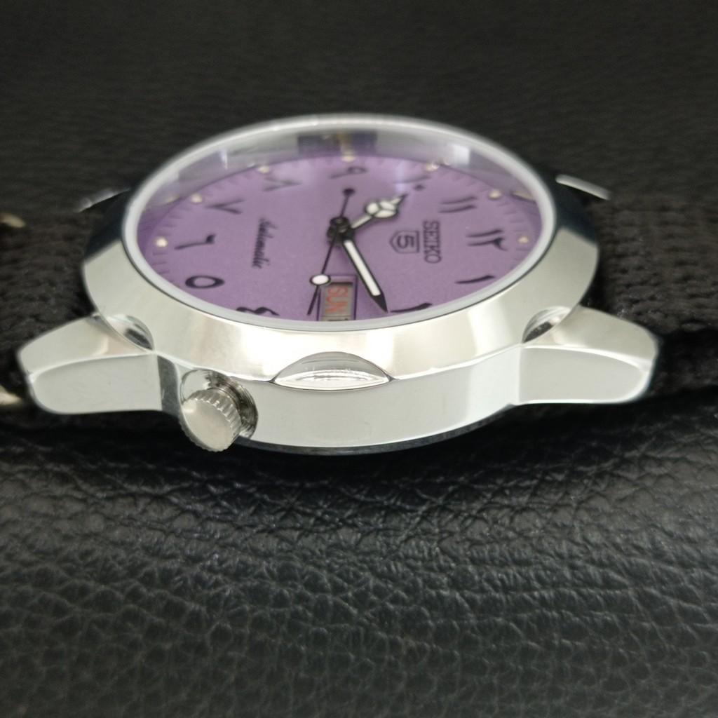 SEIKO 5 AUTOMATIC VINTAGE REFURBISHED JAPAN MENS PURPLE DIAL WATCH a445687-1