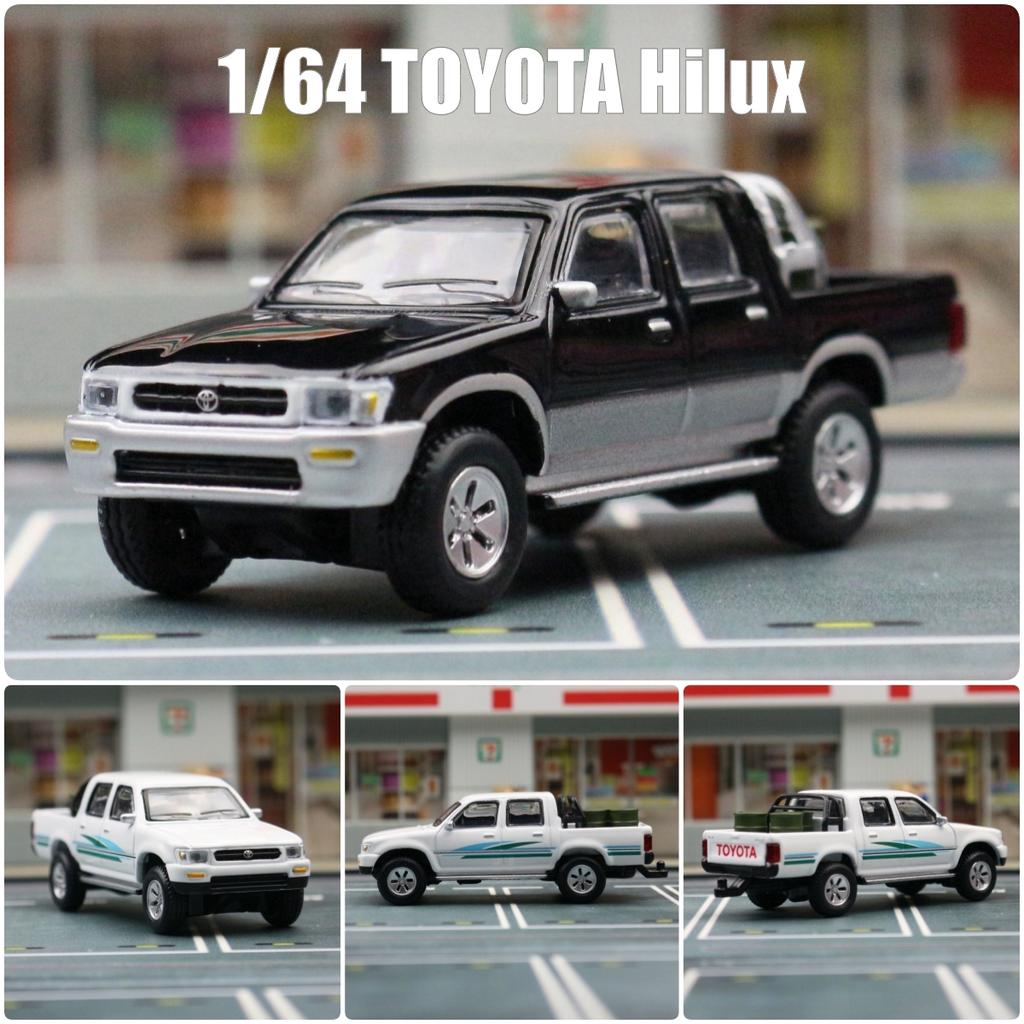 1/64 TOYOTA Hilux Pickup Truck Miniature Toy Car Vehicle Premium Model Free Wheels Diecast Metal Alloy Collection Gift