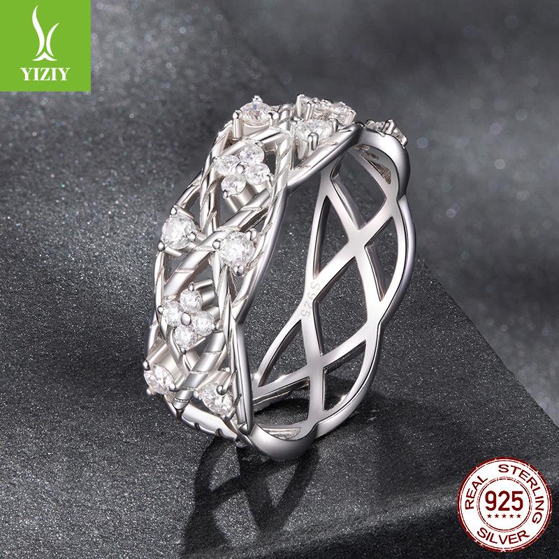 Four Leaf Clover Vine Lucky Moissanite Ring Luxury Premium Line S925 Sterling Silver Ring