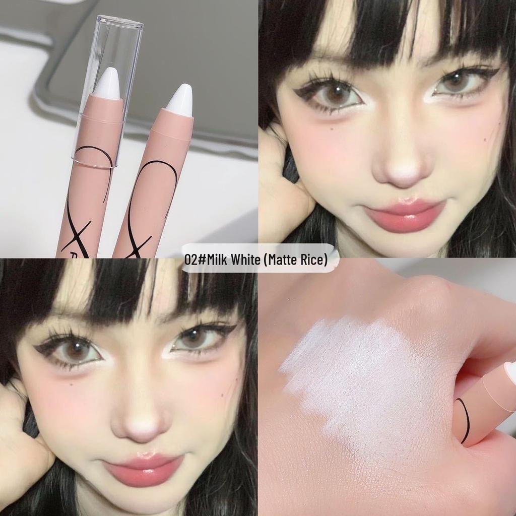 Перламутрово-белый осветляющий хайлайтер для глаз с шиммером от отечности