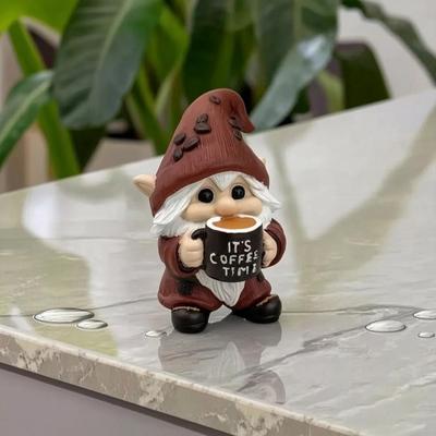 Фигурка Гнома, Пьющего Кофе, Статуэтка Гнома с Кофейной Кружкой, Ручная Работа, Скульптура Гнома из Смолы, Декор Кофейни, Подарки для Любителей Кофе