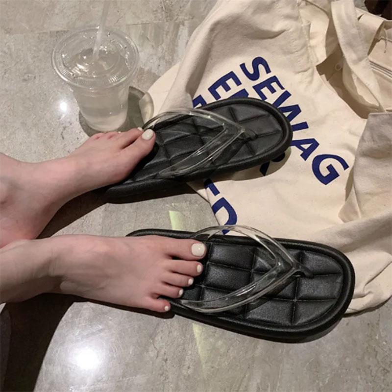 Korean Version of The Transparent Flip-flops Female Summer Solid Color Cool Fashion Casual Ins Flip-flops Outside Wear Beach Shoes