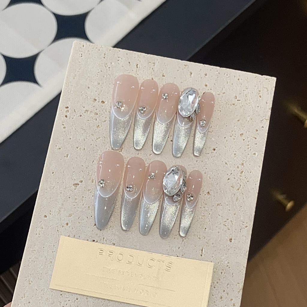 Handmade Gradient Thin Edge White French Boutique K9 Diamond Gentle Small Light Bulb Removable Wearable Armor