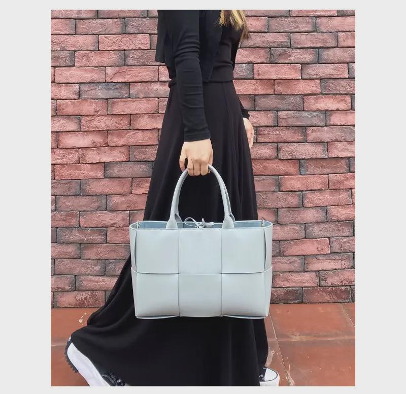 Сумка-тоут из натуральной кожи Six-Grid, весна/лето 2024 г.