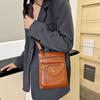 Зимняя женская маленькая сумка на плечо Женская повседневная женская сумочка Карман для телефона высшего качества Коричневая Женская модная сумка через плечо для девушек CLE