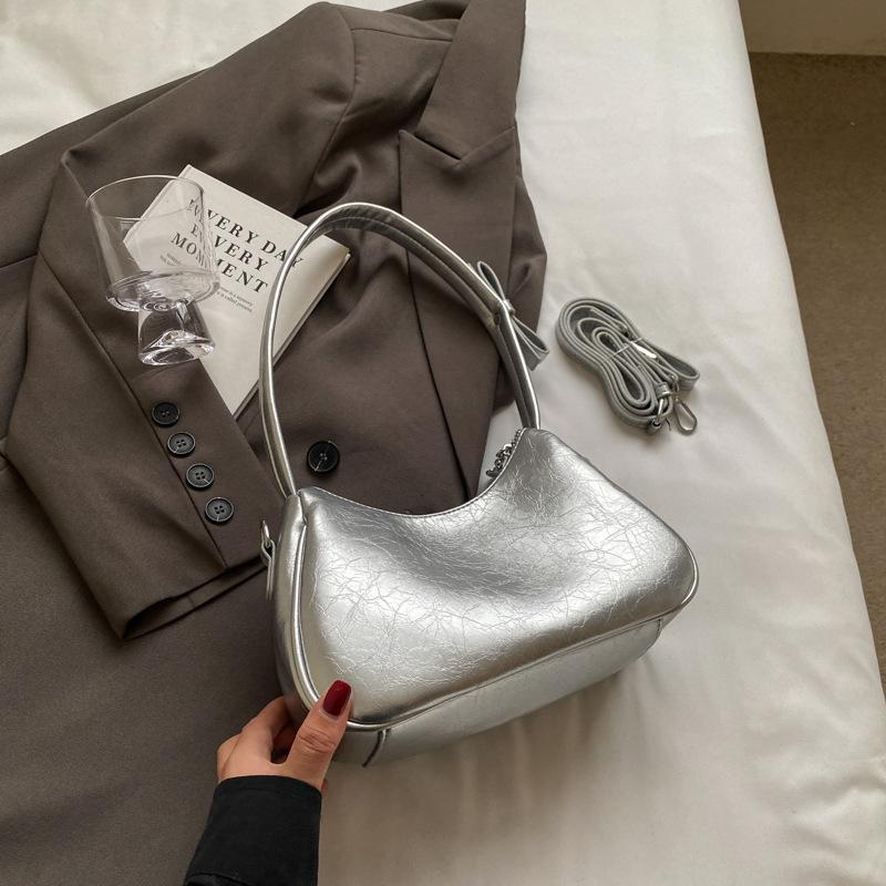 Премиальное ощущение иностранного стиля маленькая сумка женская 2025 новая мода универсальная сумка-мессенджер лето нишевая наплечная сумка-подмышка