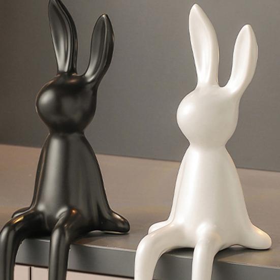 Ceramic Bunny Figurine Sitting Rabbit Sculpture Minimalist Bunny Statue for Counter Desk Bookshelf Home Bar Office Decoration