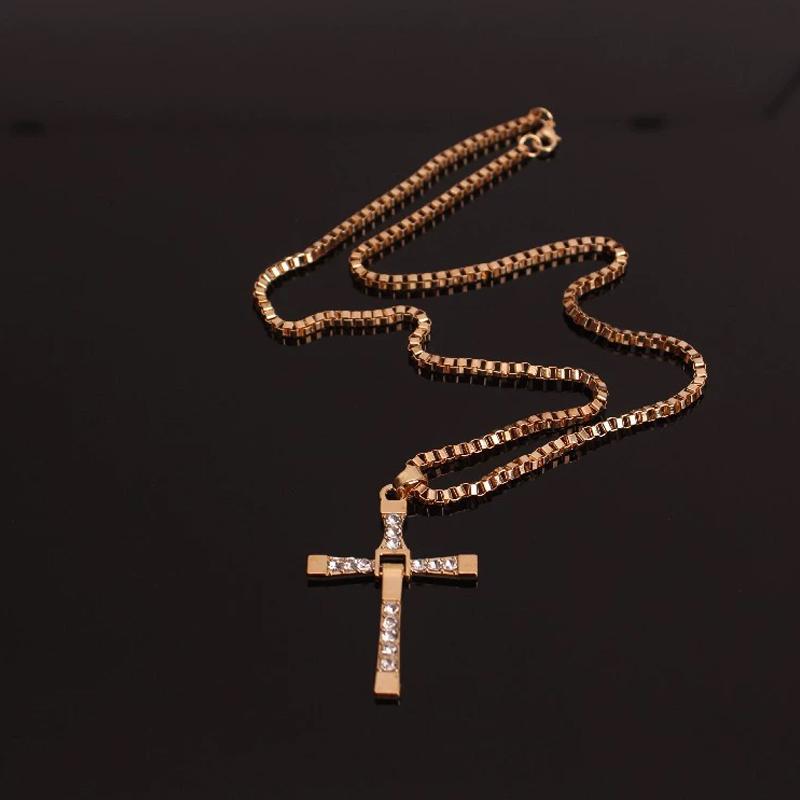 Кулон-ожерелье Toledo Cross Европейское и американское ожерелье Сплав Алмазный кулон Мужское ожерелье Женское ожерелье Ювелирный подарок