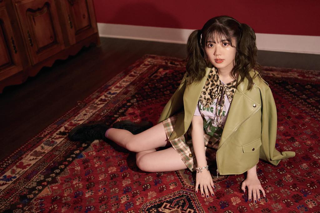 Рика Нагаэ 1-й фотоальбом «Перекрасить»