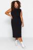 Women's Style Plus Size Black Crew Neck Padded Knitted Dress