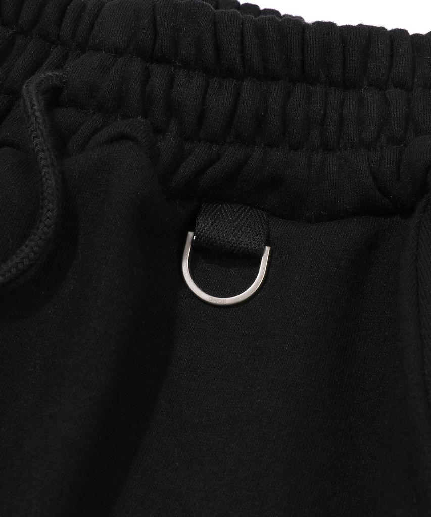 GNOK Curved Sweat Shorts [Black]