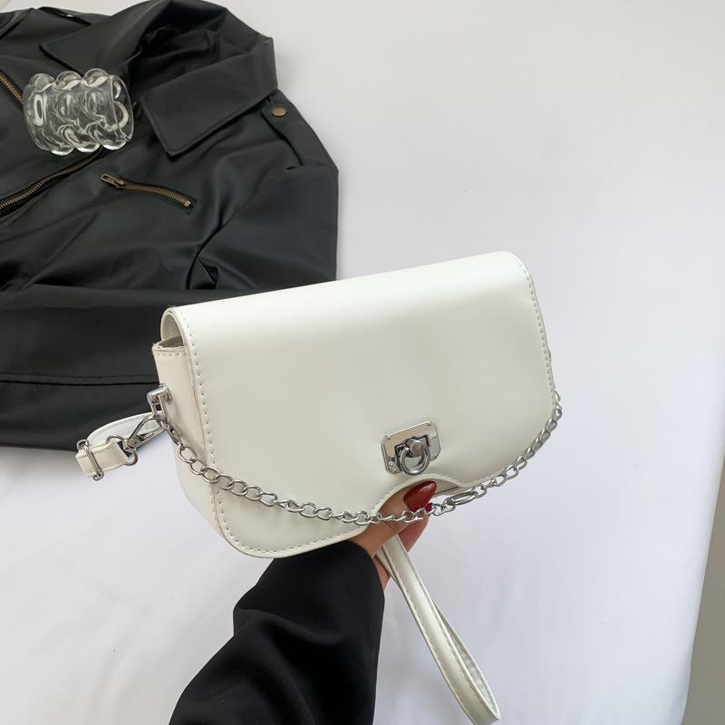 Casual Personalized Shoulder Bag Spring New Bag for Women Korean Version of Personalized Crossbody Bag Fashionable Simple Square Bag