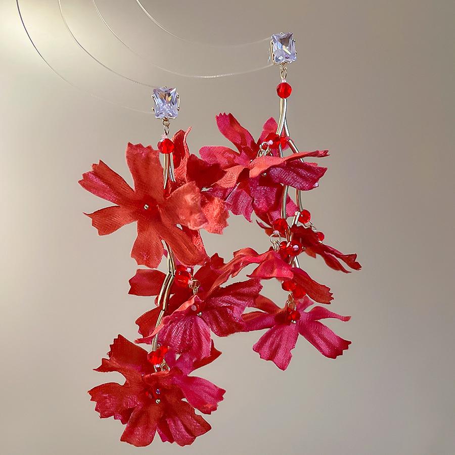 Роскошные серьги-кисточки с красными цветами: Стильные, Дорогие, Акцентные Серьги-Гвоздики для Женщин