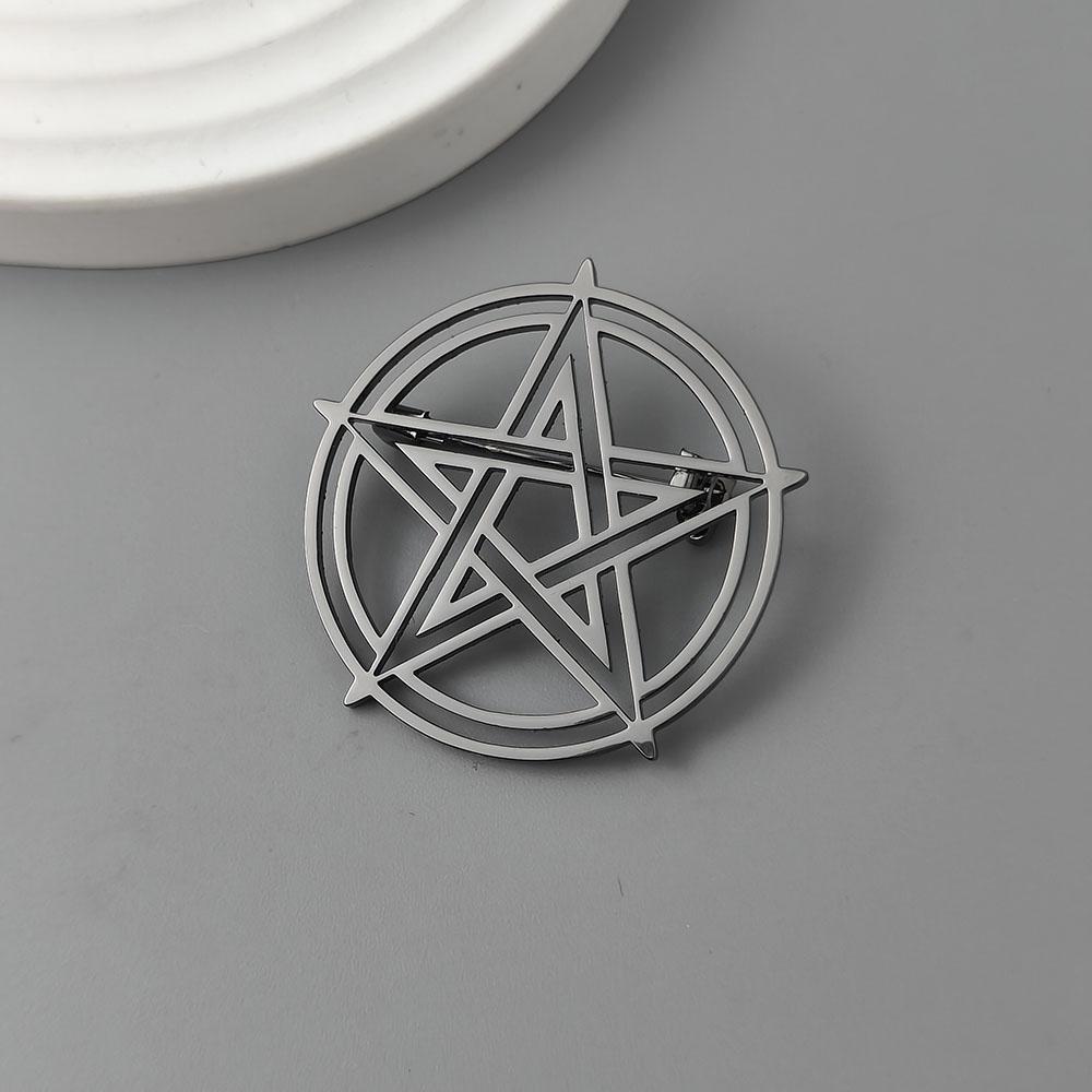 Pentagram series stainless steel brooch, symbolizing the positive energy of warding off evil, symbol of cultural lapel jewelry.