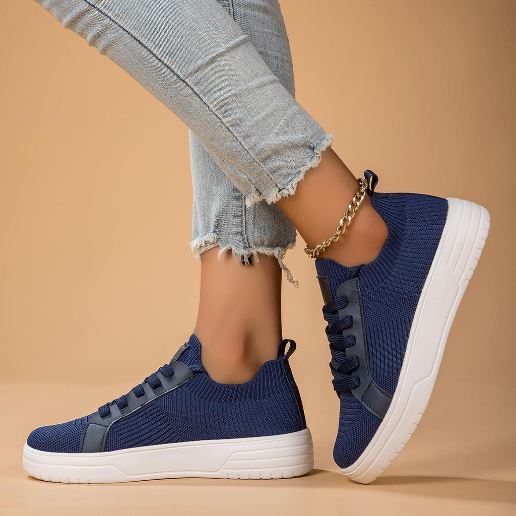 Women Shoes 2024 Breathable White Shoes Lace Up Flats Women Mesh Sneakers Size 36-45 Loafers Platform Outdoor Casual Shoes