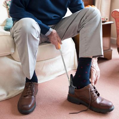 Портативная ложка для обуви, регулируемая телескопическая ложка для обуви, прочная ложка для обуви без наклона, ложка для обуви для пожилых людей, беременных женщин