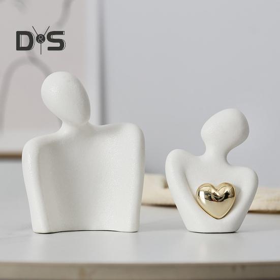 Ceramic Couple Hug Figurine with Golden Love Heart Men Women Embrace Statue Sculpture Living Room Bedroom Desktop Decoration Wedding Anniversary Gifts