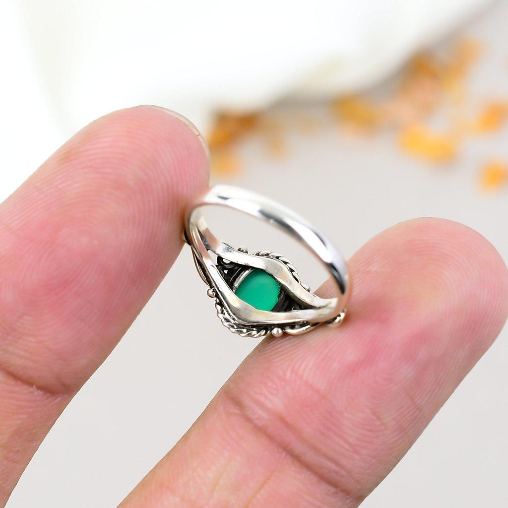 925 Sterling Silver Green Onyx Gemstone Oval Shape Ring For Women