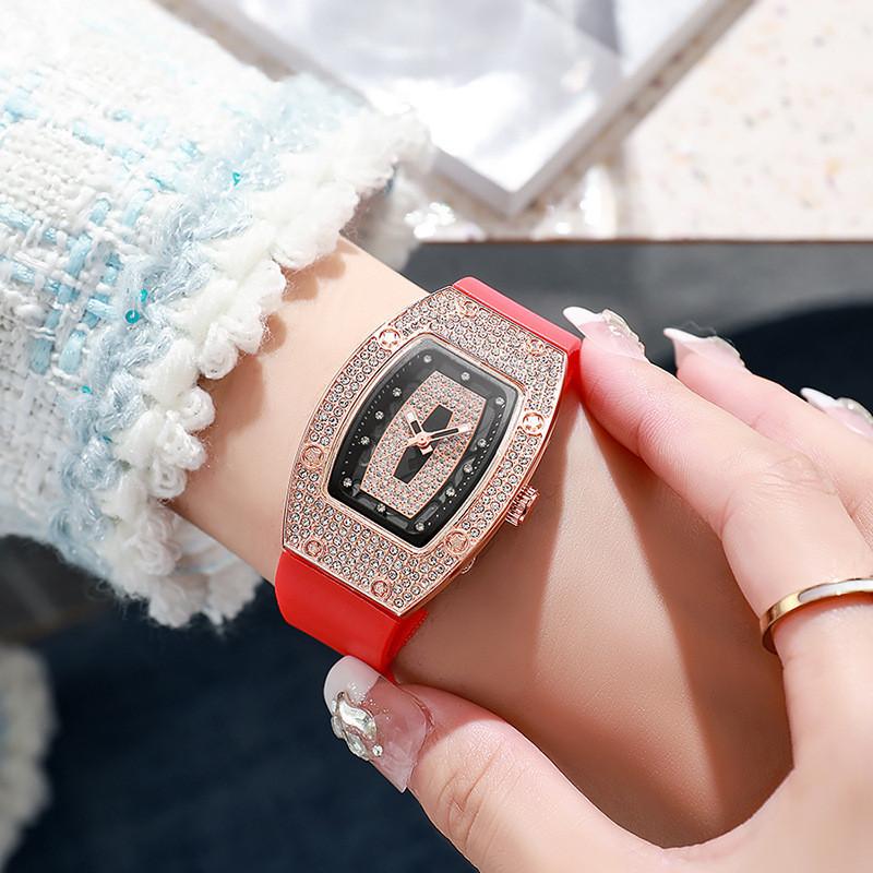 Stylish Women Quartz Wristwatch With Mineral Glass Mirror For Daily Use
