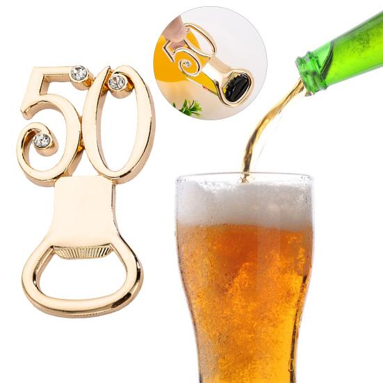 Отличная открывашка для напитков 50 номеров золотого цвета с открытой крышкой