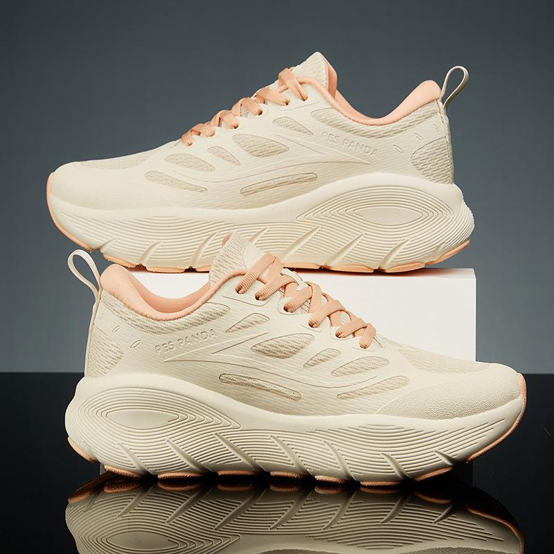 Low-top soft-soled cushioning sneakers outdoor light and comfortable versatile breathable mesh shoes