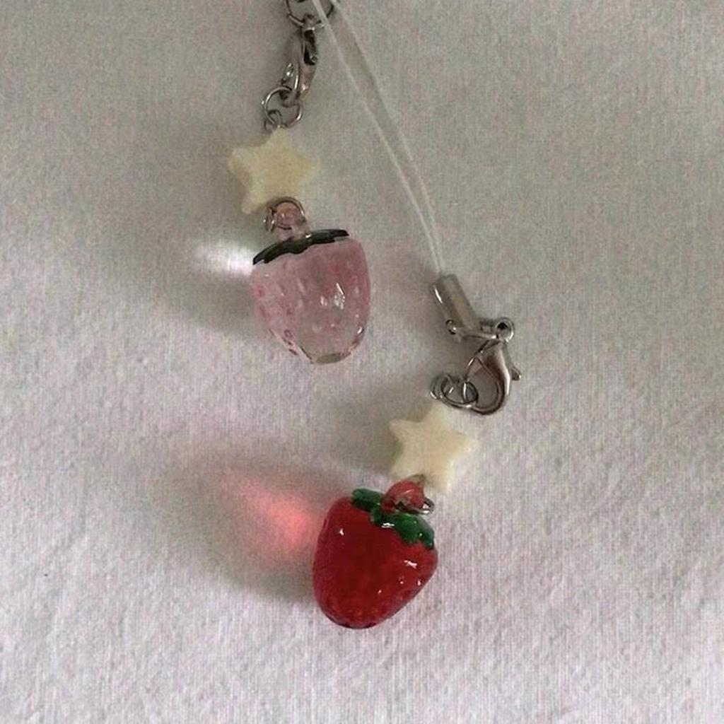 Fashion Strawberry Star Hangings Pendant Sweet Phone Strap Bag Decoration Portable Hangings Lanyard for Girls Women
