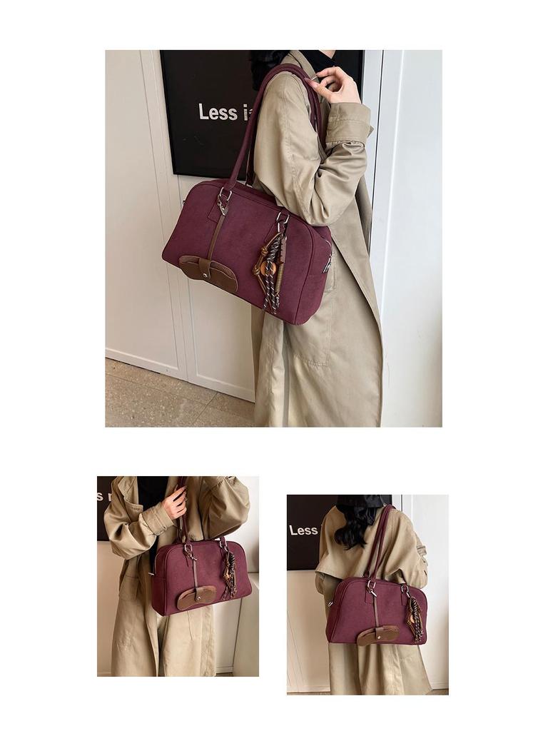 Retro Frosted Large Capacity Women's Boston Handbag: 2025 Autumn/Winter Versatile Single Shoulder Commuter Bag