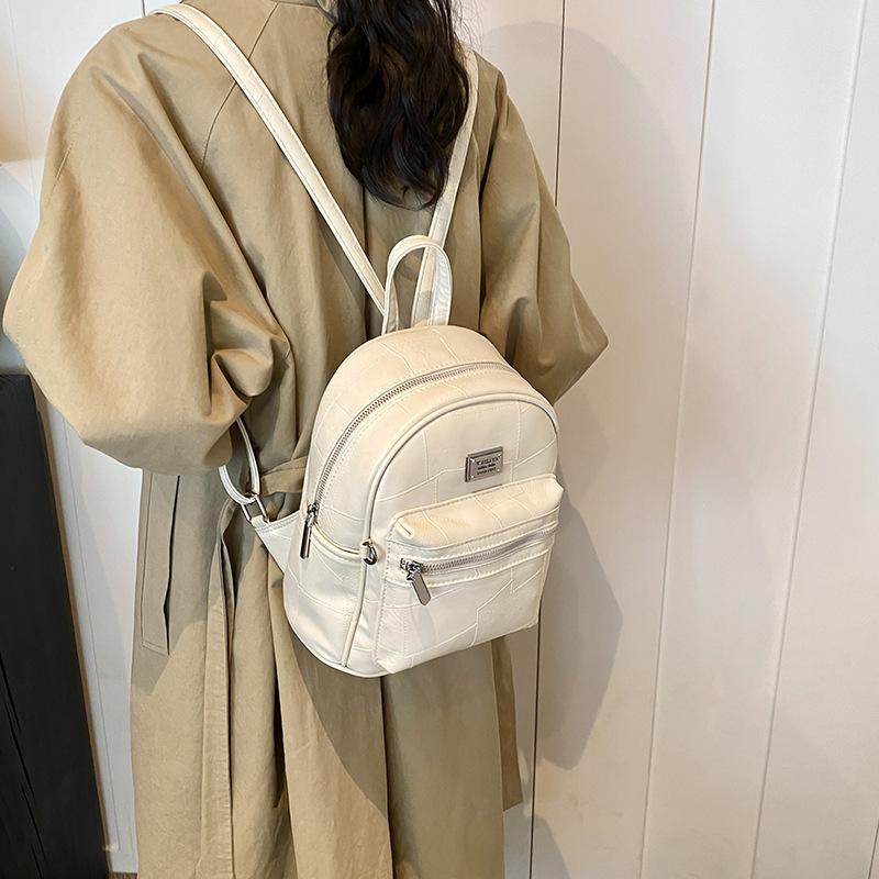 Рюкзак премиум-класса женский 2025 новый простой и универсальный модный дорожный рюкзак малой вместимости