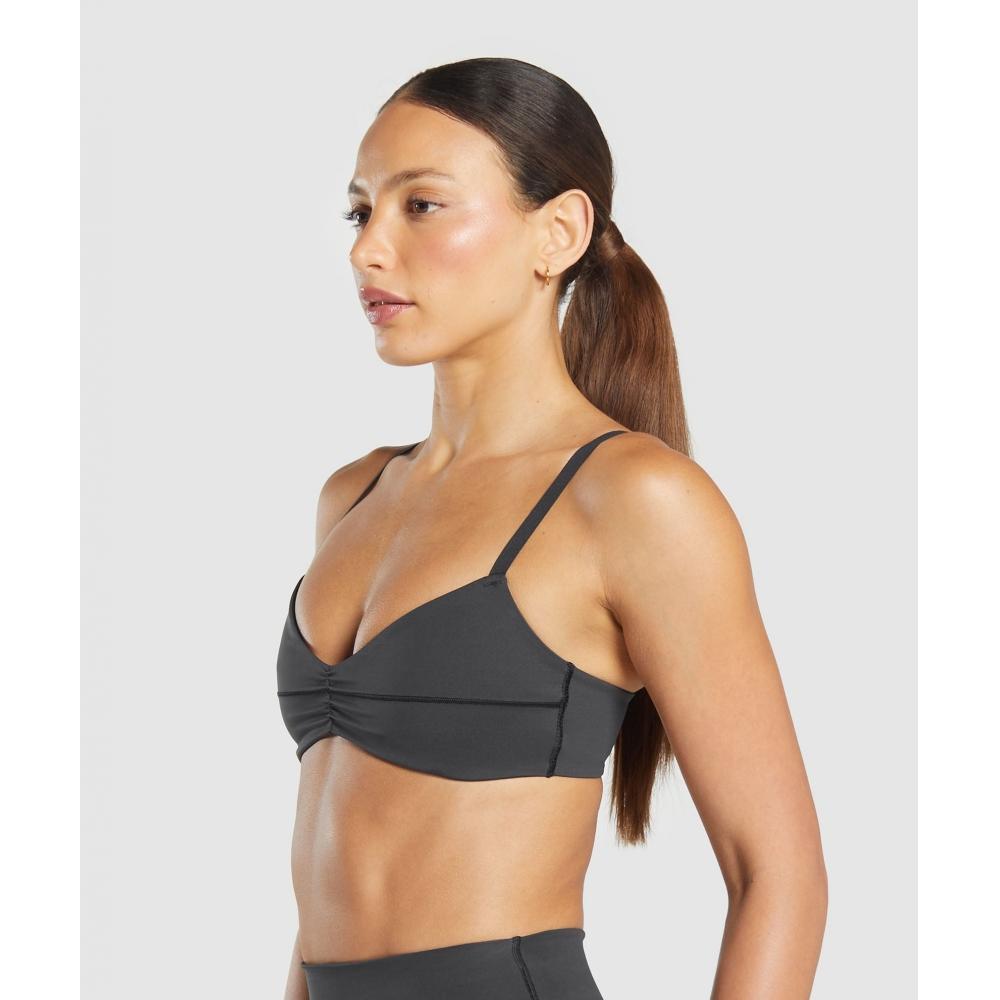 Gymshark Спортивный бюстгальтер Elevate Ruched, черный B3b3e Bb2j