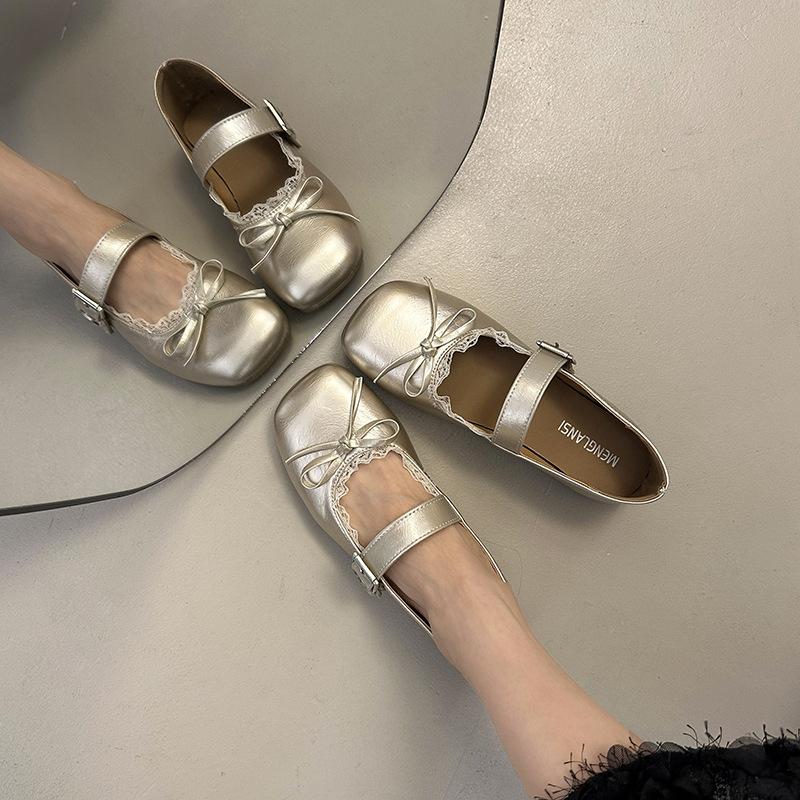 Туфли Мэри Джейн на плоской подошве с квадратным носком и ретро-бантом, женские, новые весенне-летние 2025 года, для ношения с юбкой, французские туфли Мэри Джейн на мягкой подошве