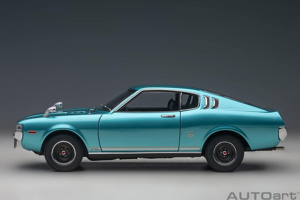 AUTOart Масштаб Toyota Celica Liftback 2000GT 1973 Металлик бирюзовый Готовая модель 1/18 (РА25)