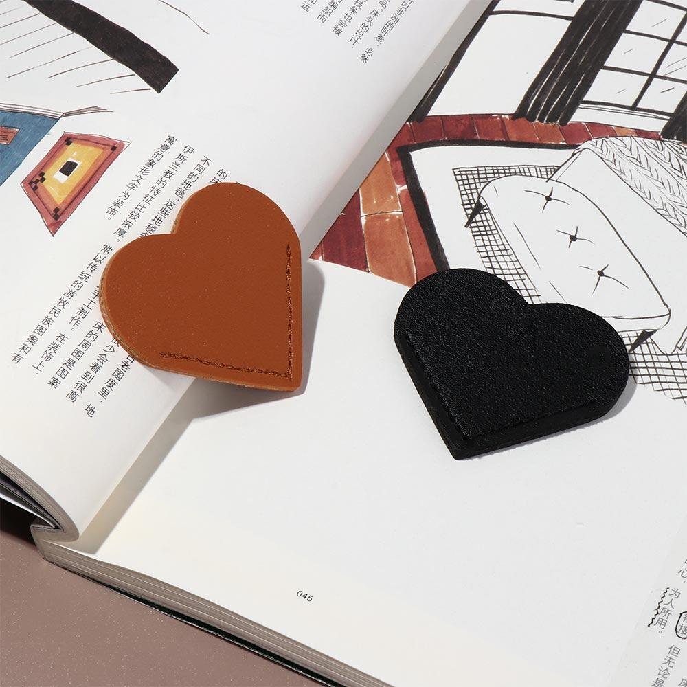 Heart-shaped Leather Bookmark Vintage Book Page Marker Portable Corner Page Marker Books