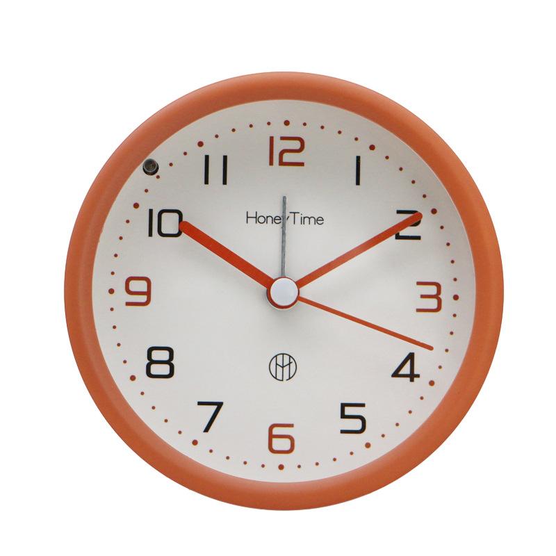Simple Nordic alarm clock Students use cute children's bedside clocks to learn clocks, silent desks with lights, small table clocks