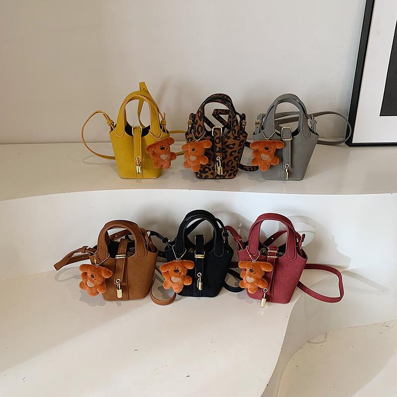 Fashionable Brown Pu Tote Bag For Girls With Stylish Basket Design And Durable Material